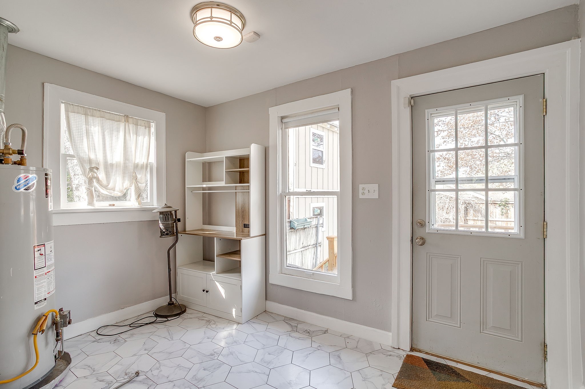 2222 W Magnolia Avenue Fort Worth TX 76110
