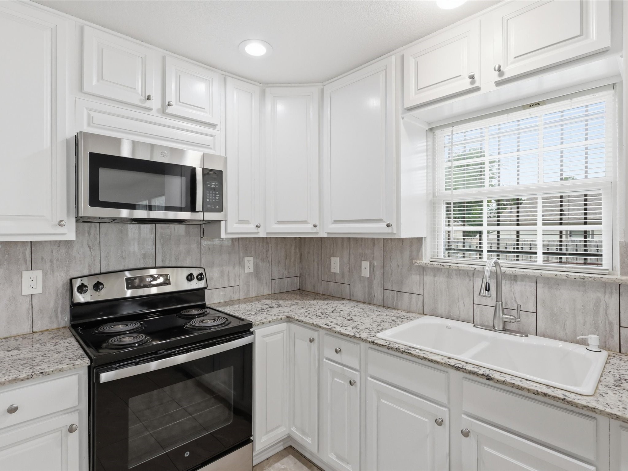 1400 Stewart Street Fort Worth TX 76104