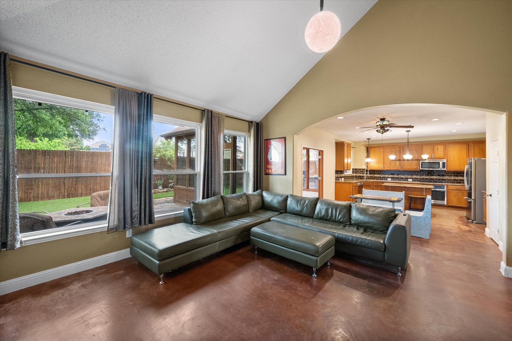 1305 Liverpool Lane Mansfield TX 76063