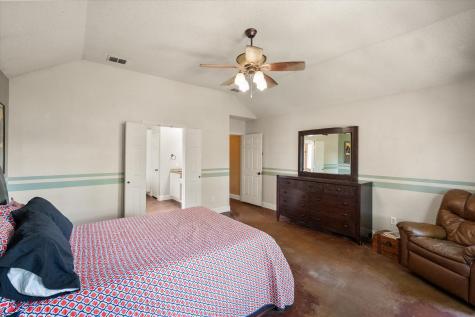 1305 Liverpool Lane Mansfield TX 76063