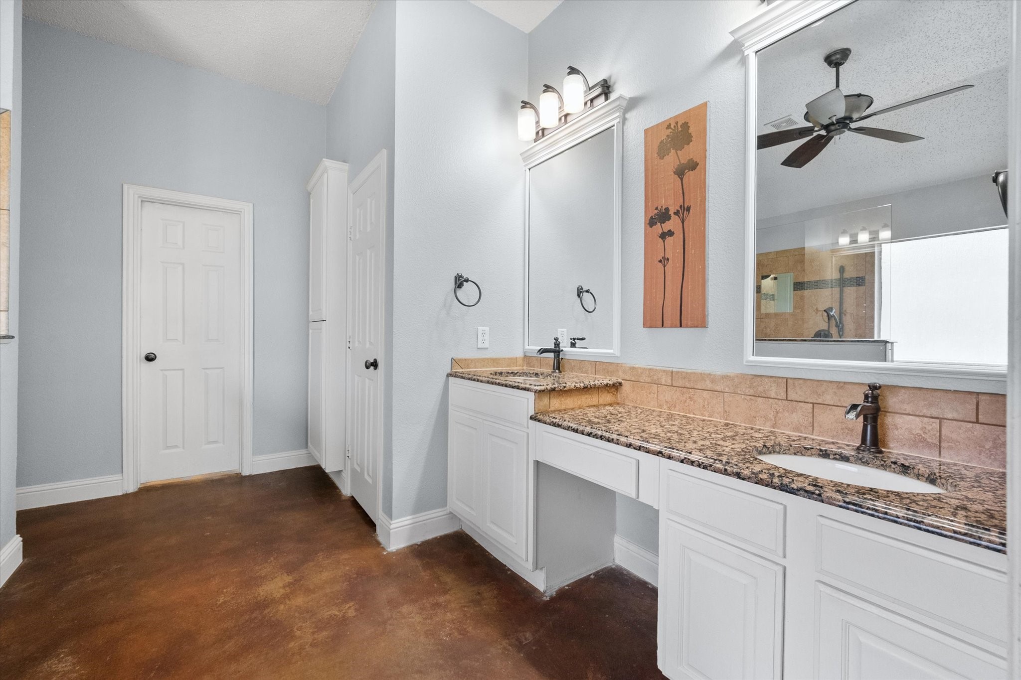 1305 Liverpool Lane Mansfield TX 76063
