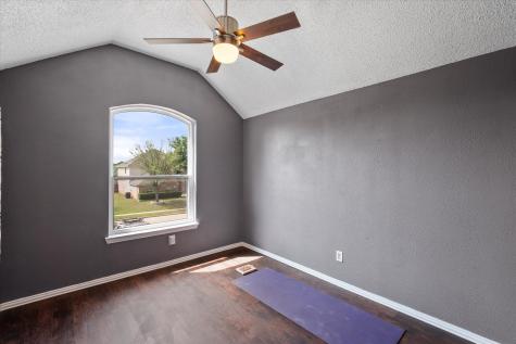 1305 Liverpool Lane Mansfield TX 76063