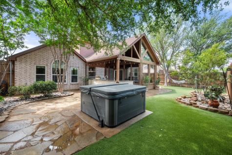 1305 Liverpool Lane Mansfield TX 76063