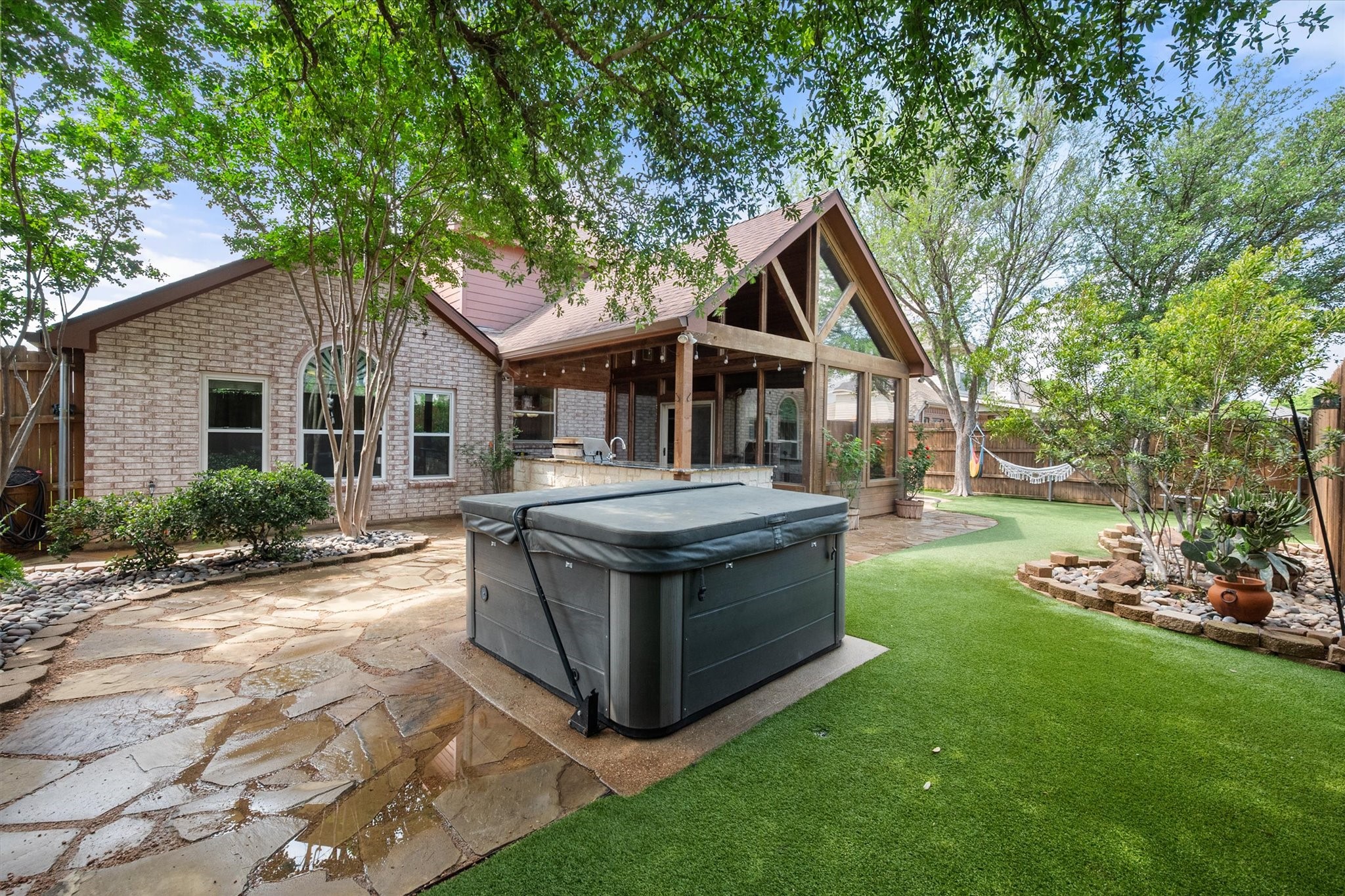 1305 Liverpool Lane Mansfield TX 76063