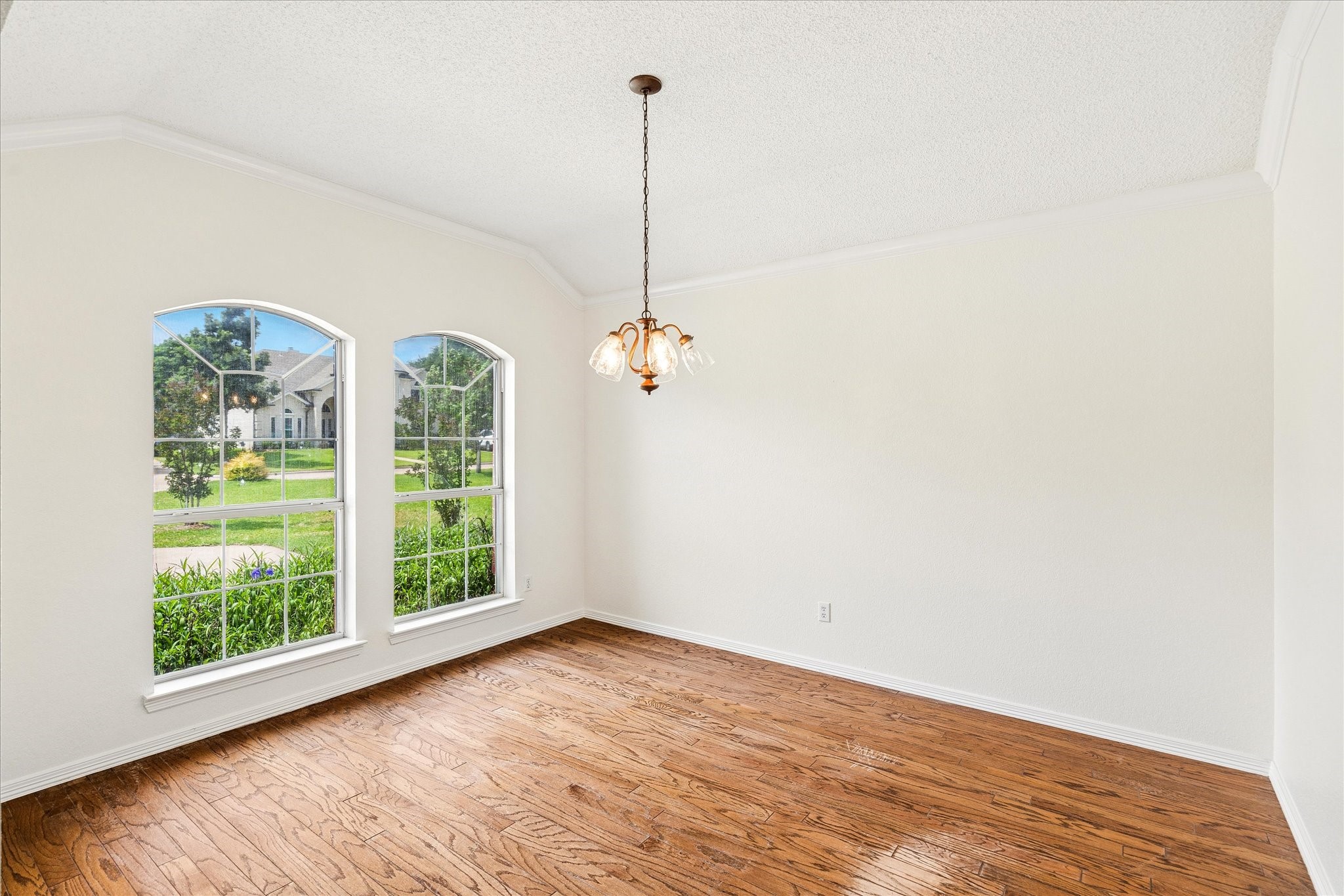 1263 Wendy Court Kennedale TX 76060