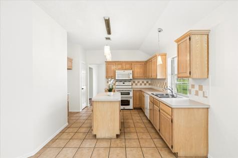 1263 Wendy Court Kennedale TX 76060
