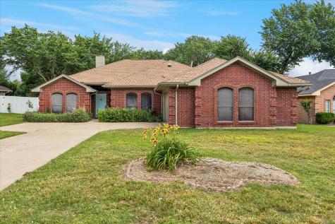 1263 Wendy Court Kennedale TX 76060