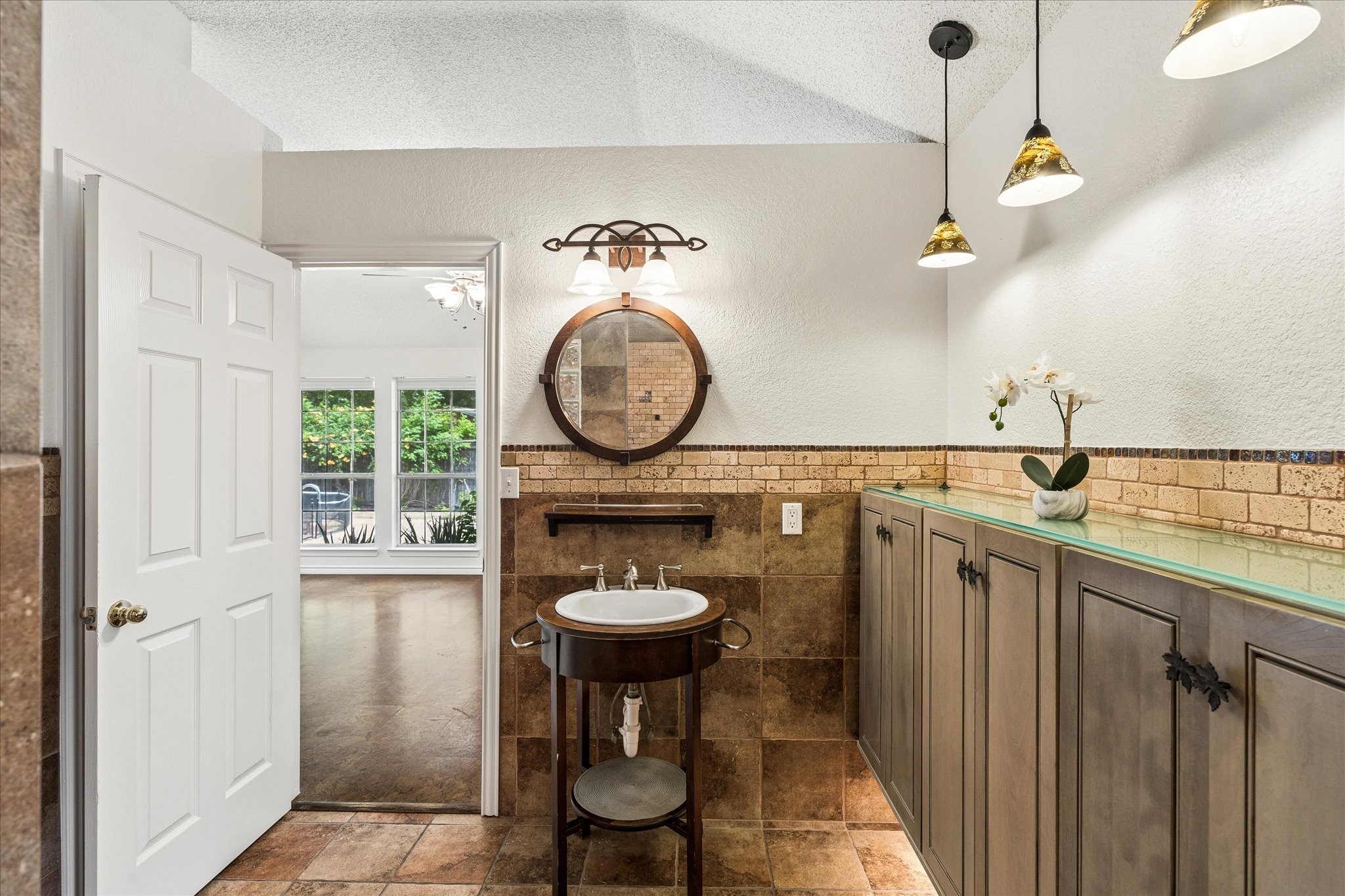 1263 Wendy Court Kennedale TX 76060