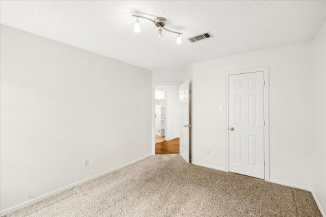 1263 Wendy Court Kennedale TX 76060