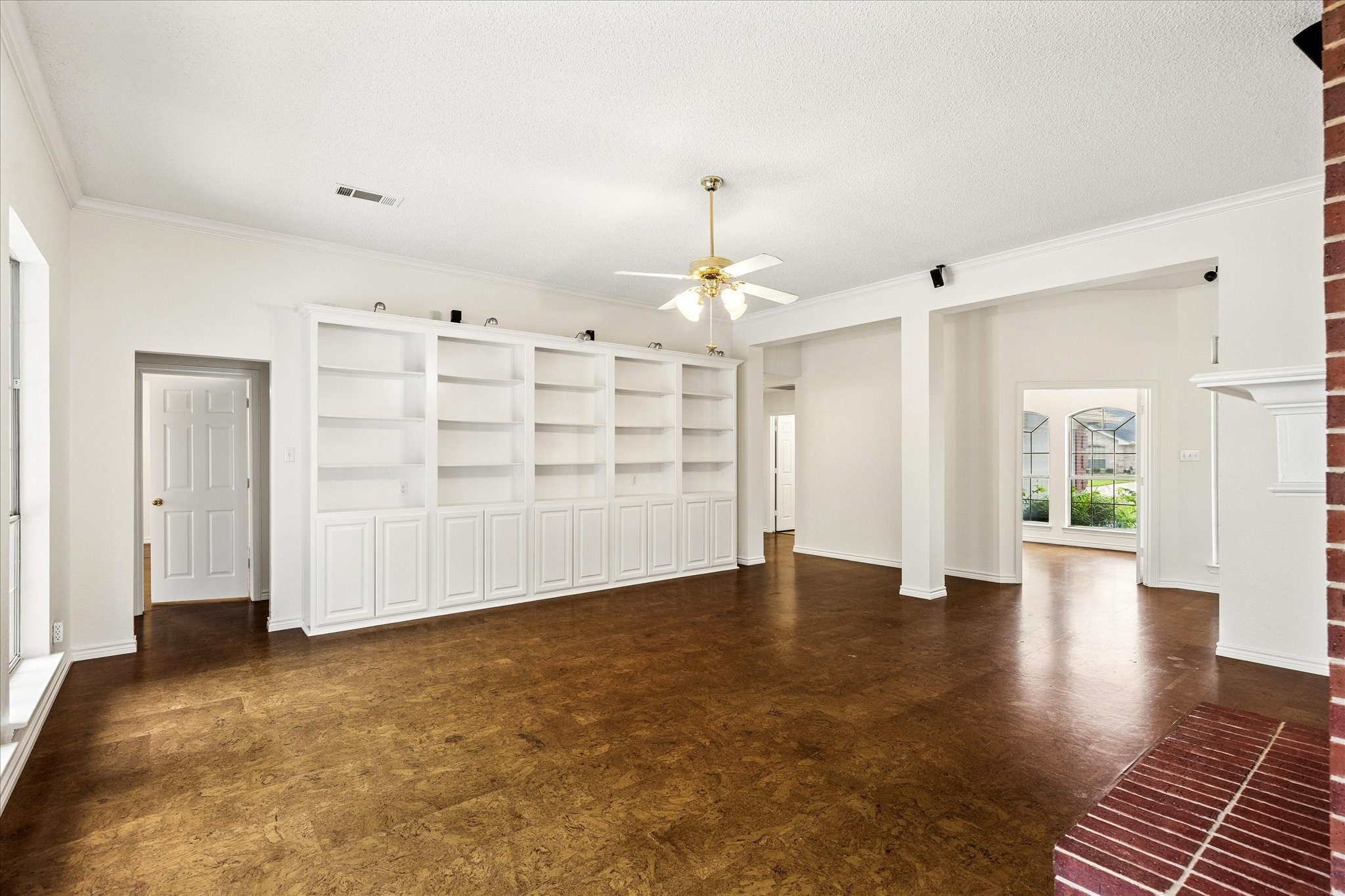1263 Wendy Court Kennedale TX 76060