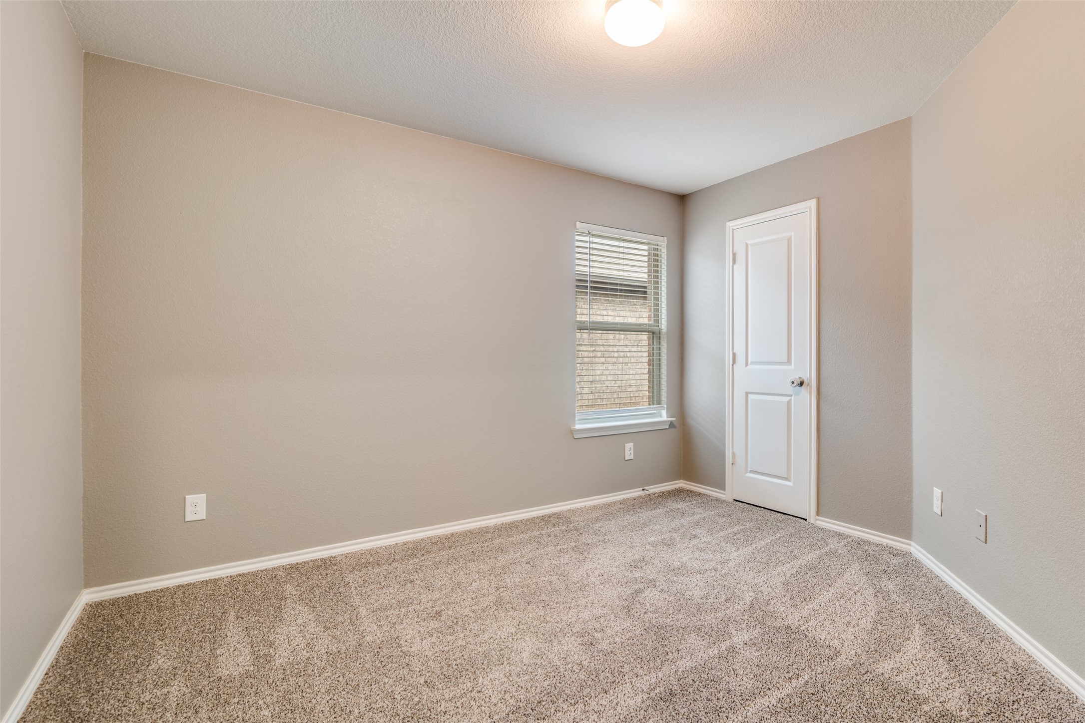877 Darst Drive Fate TX 75189