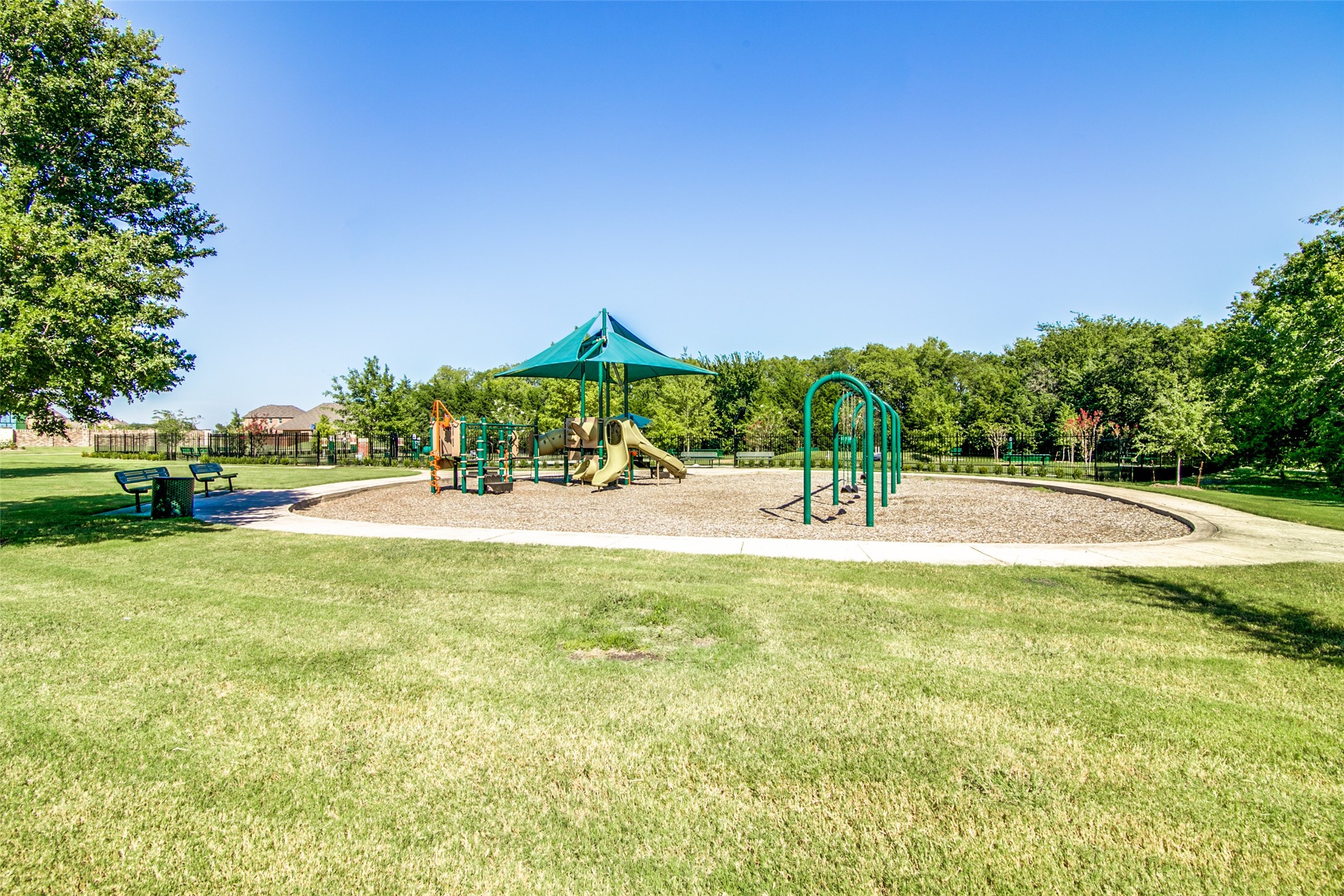 877 Darst Drive Fate TX 75189