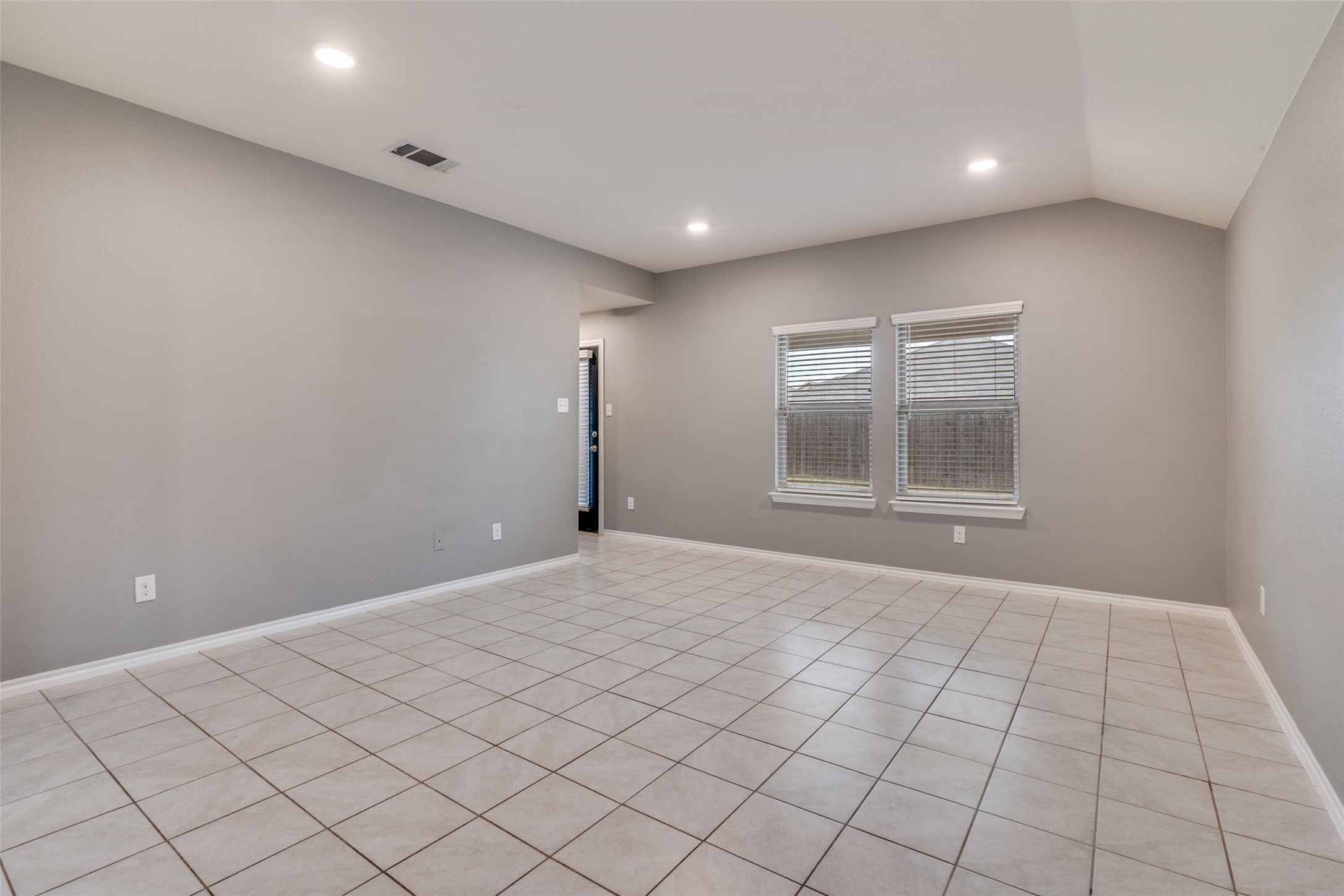 877 Darst Drive Fate TX 75189