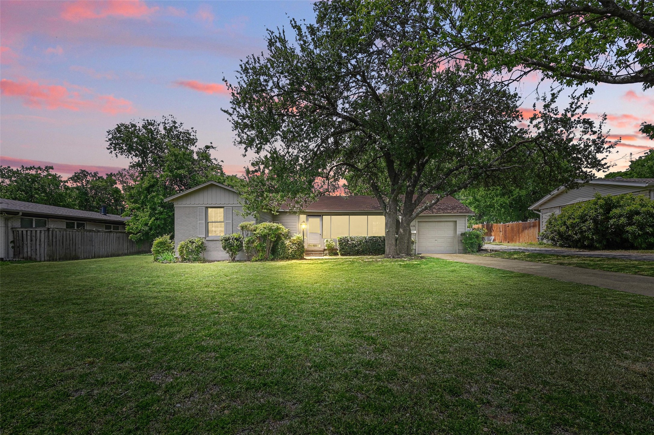 1828 Jenson Road Fort Worth TX 76112