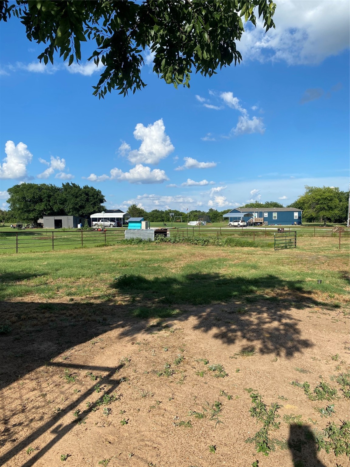3704 County Road 801 Cleburne TX 76031