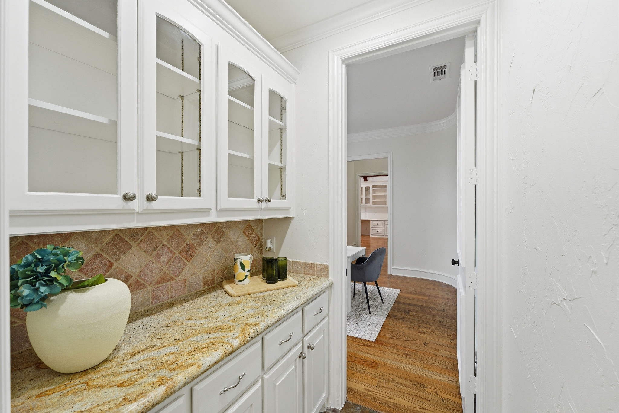 122 Salsbury Circle Murphy TX 75094