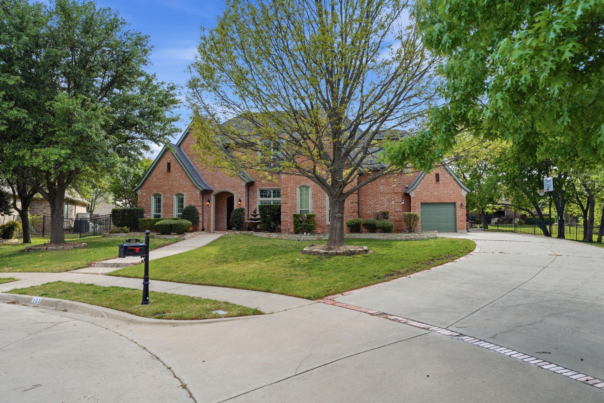 122 Salsbury Circle Murphy TX 75094