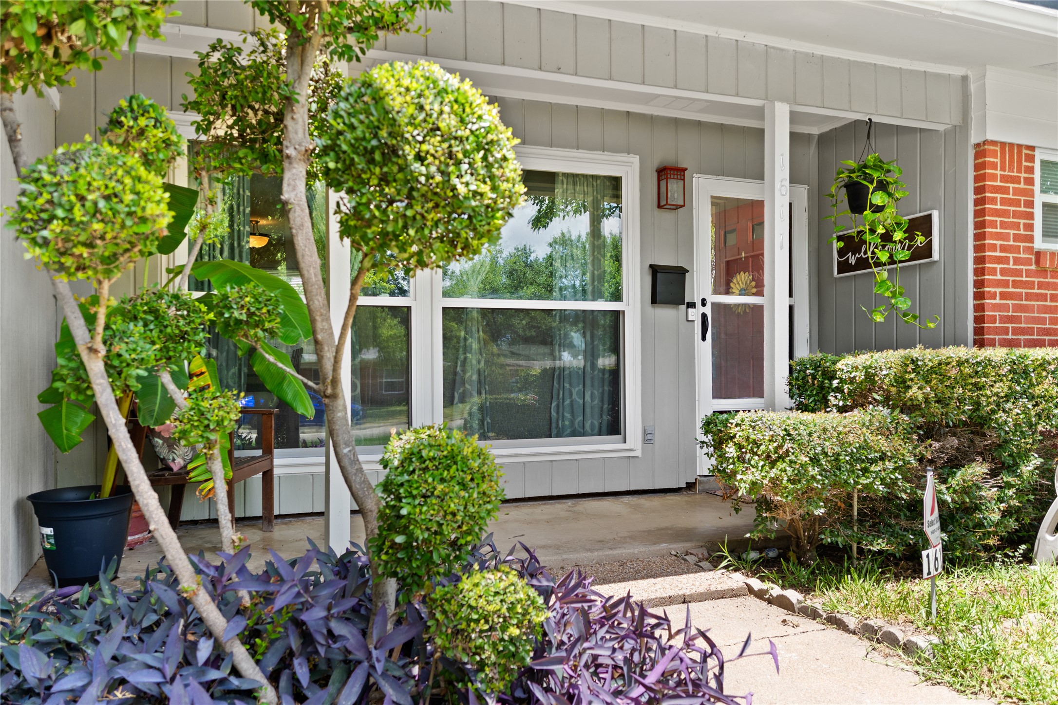 1611 Belmead Lane Irving TX 75061