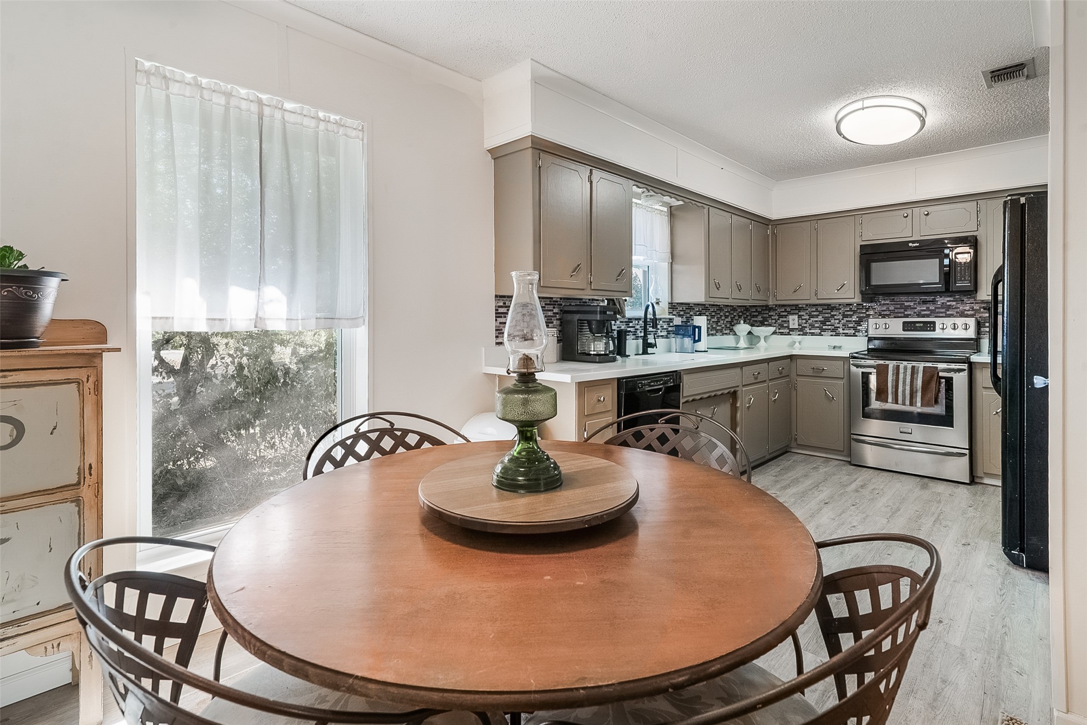 424 Ridgeview Road Sherman TX 75092