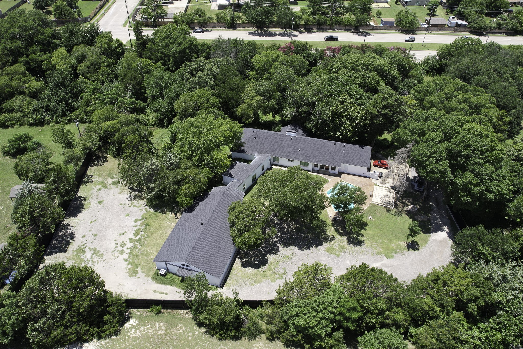 1206 S Clark Road Duncanville TX 75137