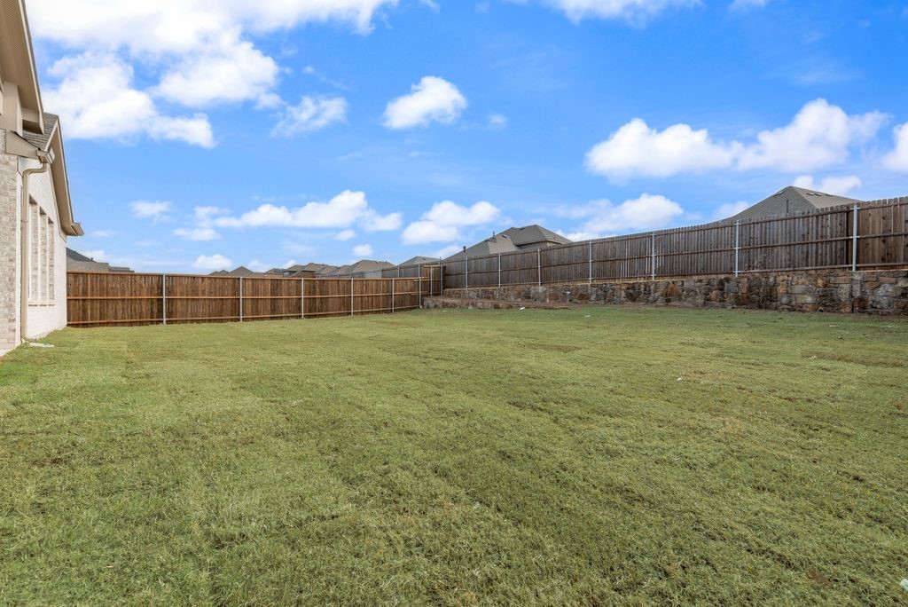 1259 Calebria Way Fate TX 75087