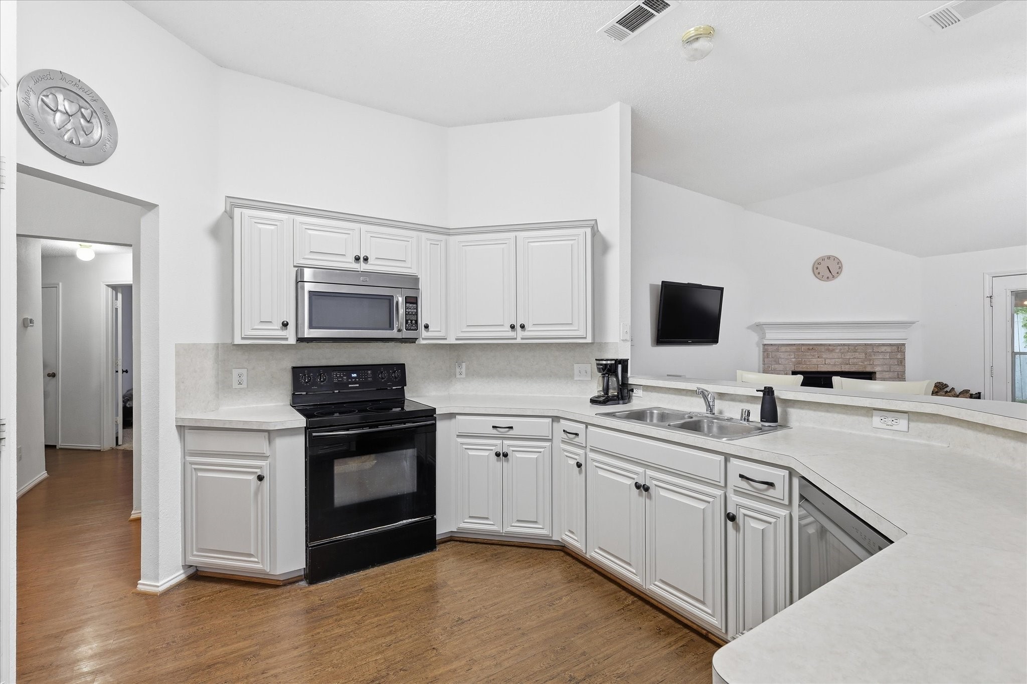 1822 Cancun Drive Mansfield TX 76063