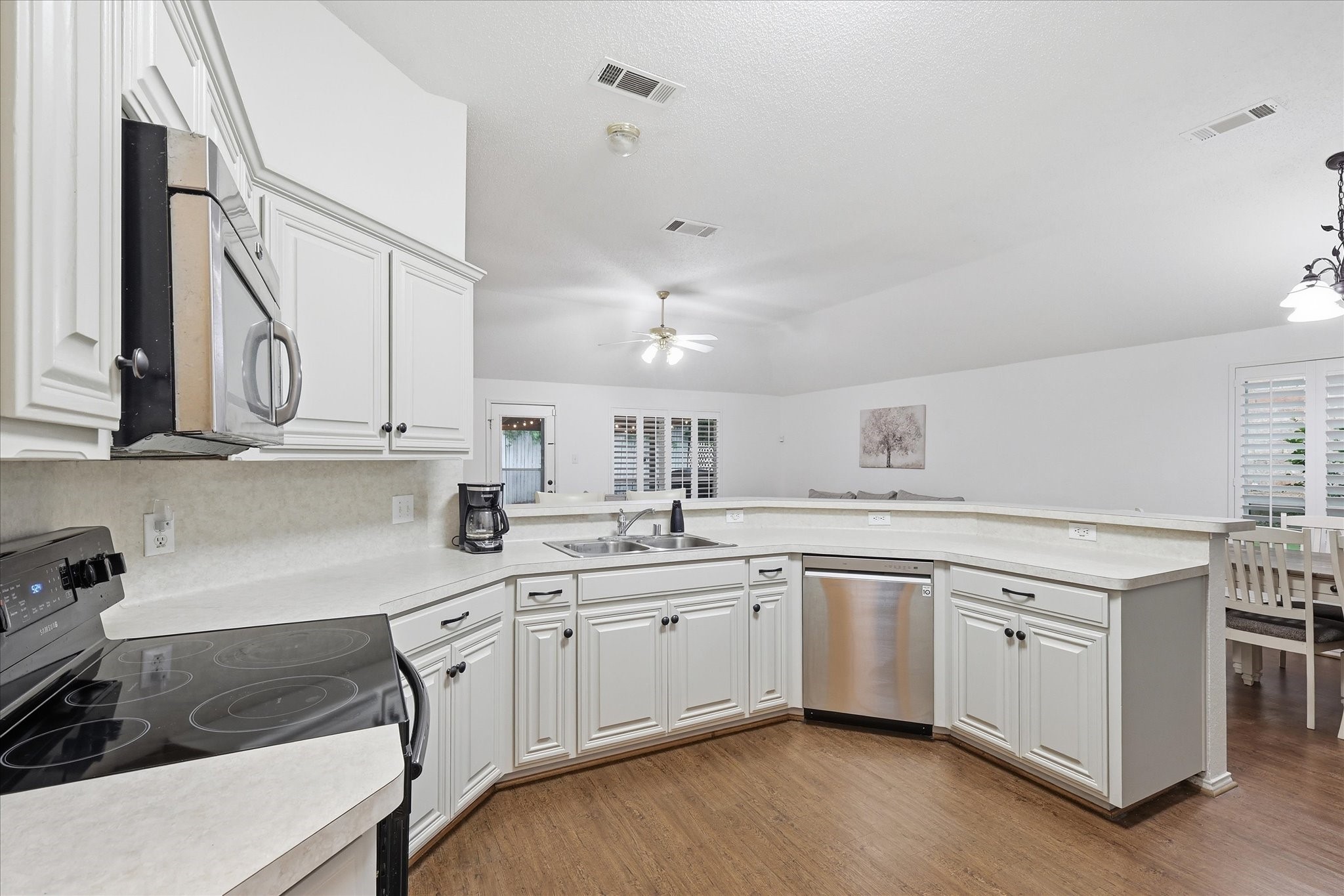 1822 Cancun Drive Mansfield TX 76063