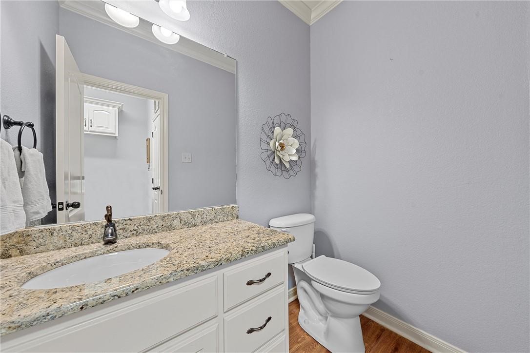 32 North Shore Circle Waco TX 76708