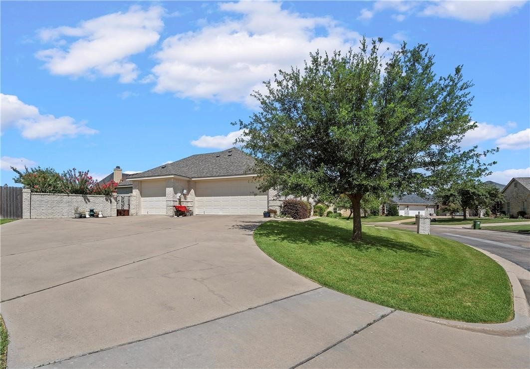 32 North Shore Circle Waco TX 76708