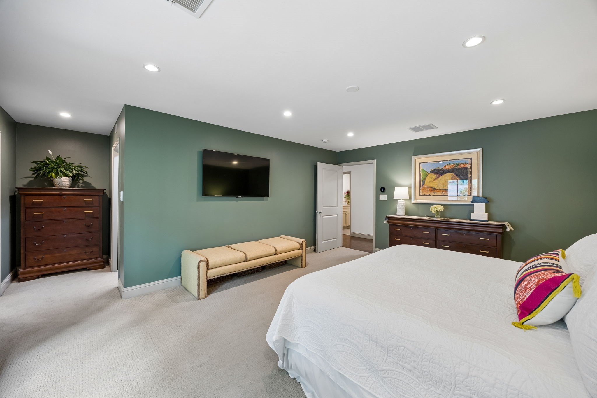 9261 Meadowglen Drive Dallas TX 75238