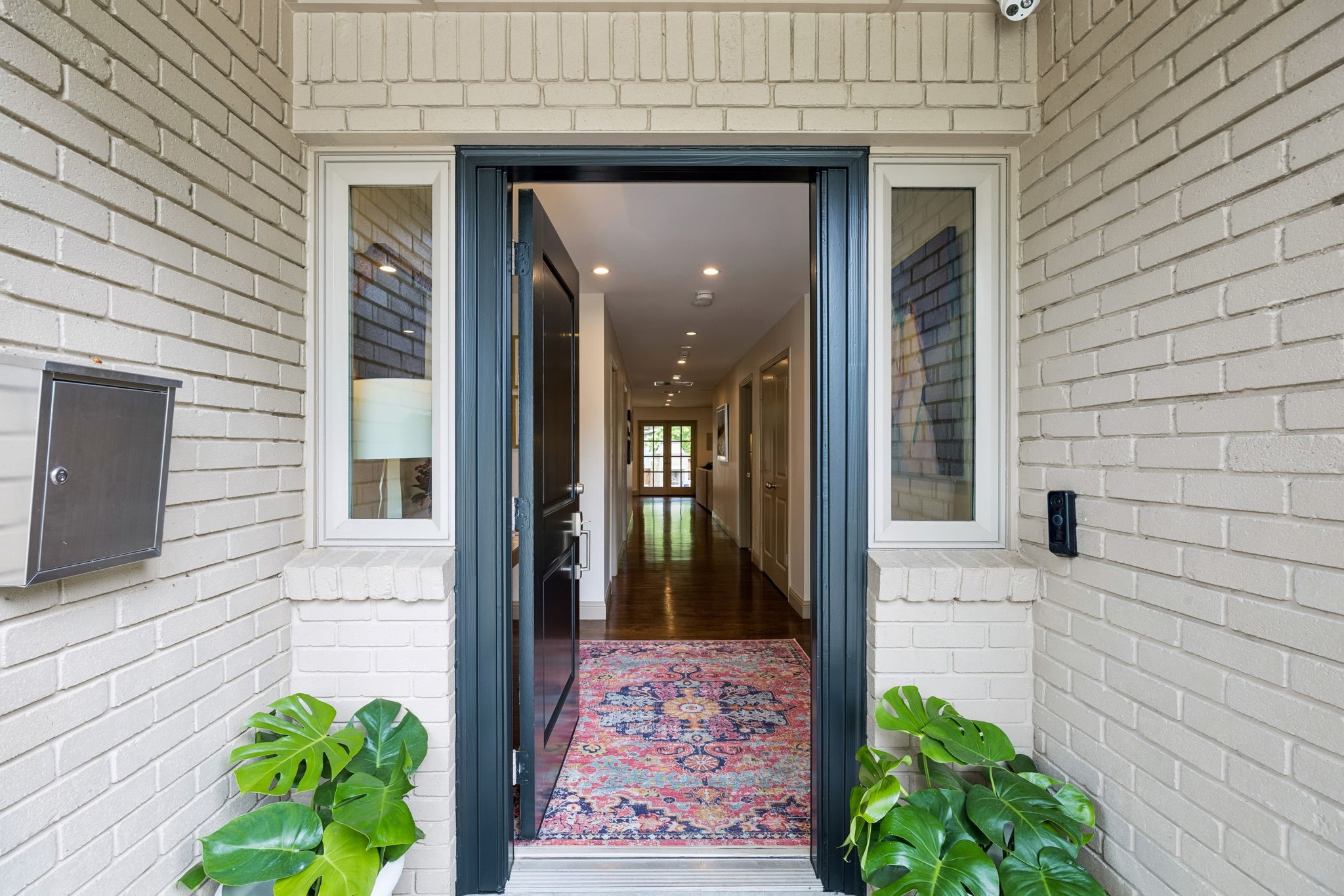 9261 Meadowglen Drive Dallas TX 75238