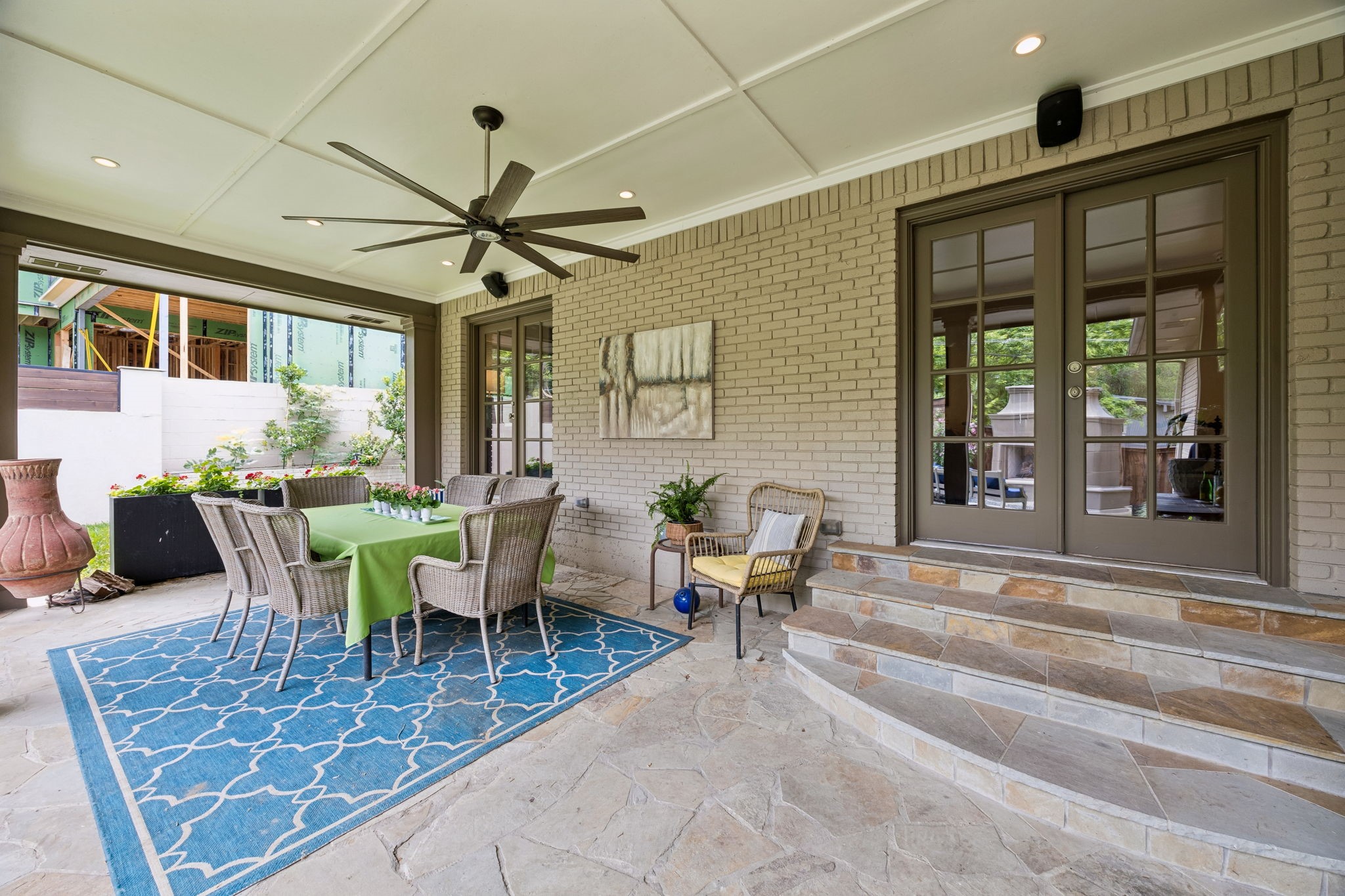 9261 Meadowglen Drive Dallas TX 75238