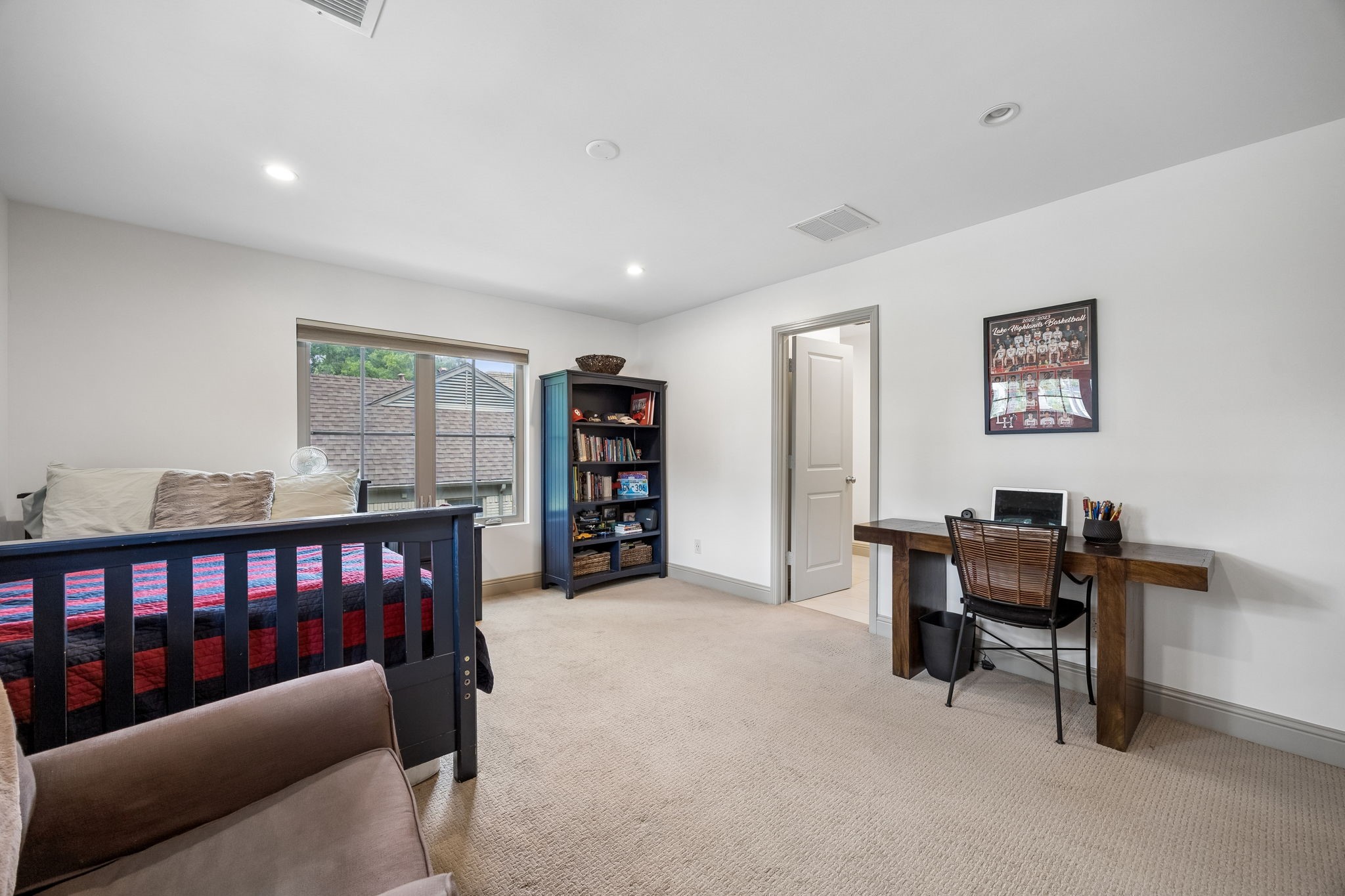 9261 Meadowglen Drive Dallas TX 75238