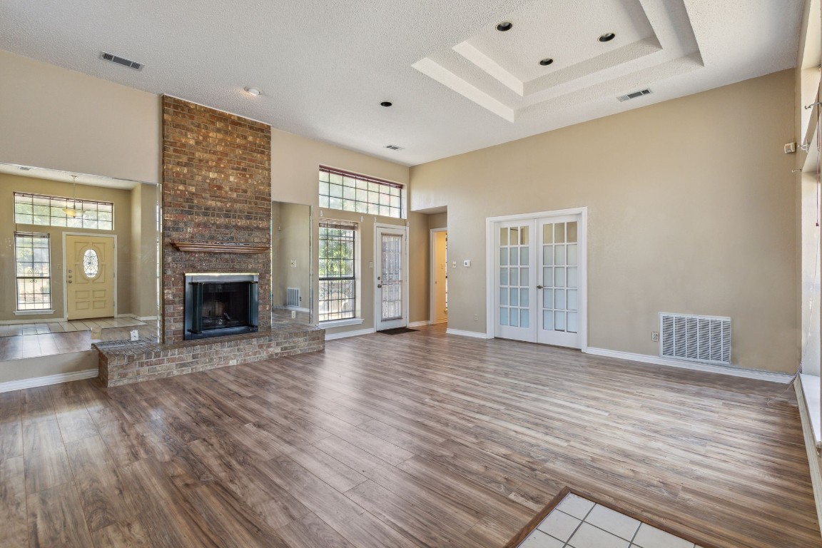 1803 Altadena Lane Dallas TX 75232