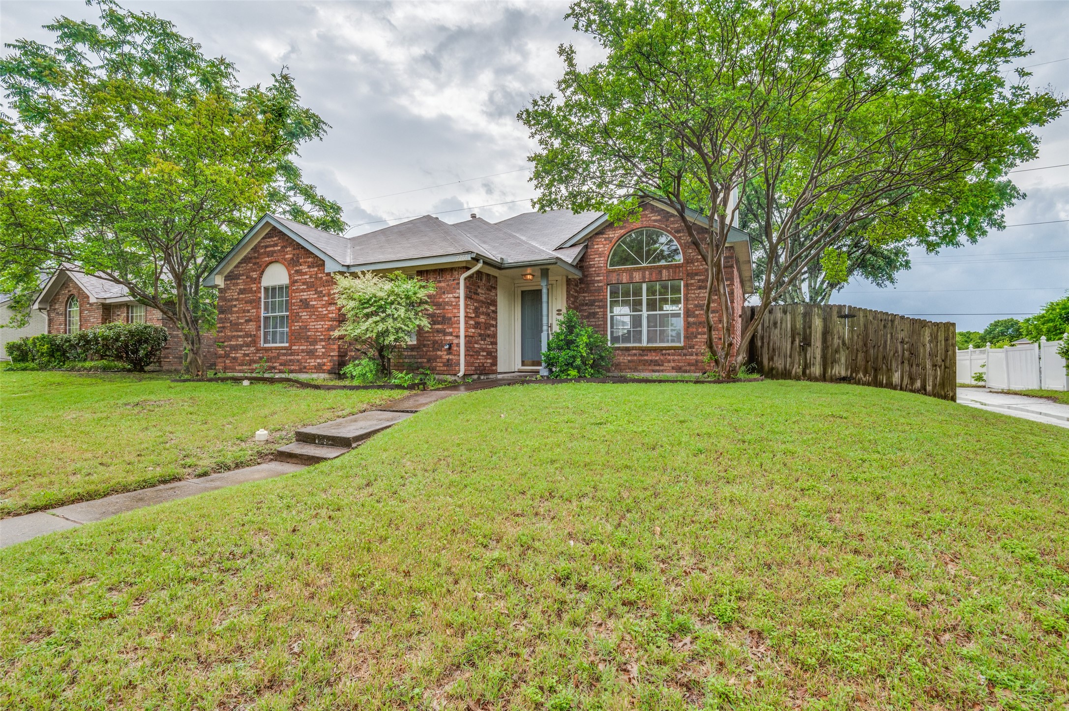 2264 Merrimac Lane Lancaster TX 75146