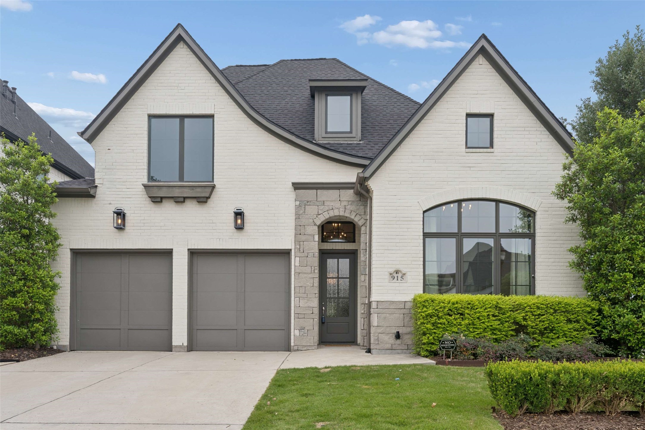 915 Oakhill Street Allen TX 75013