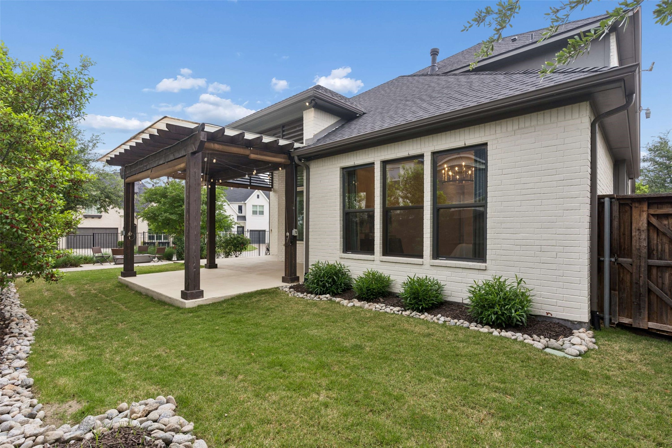 915 Oakhill Street Allen TX 75013