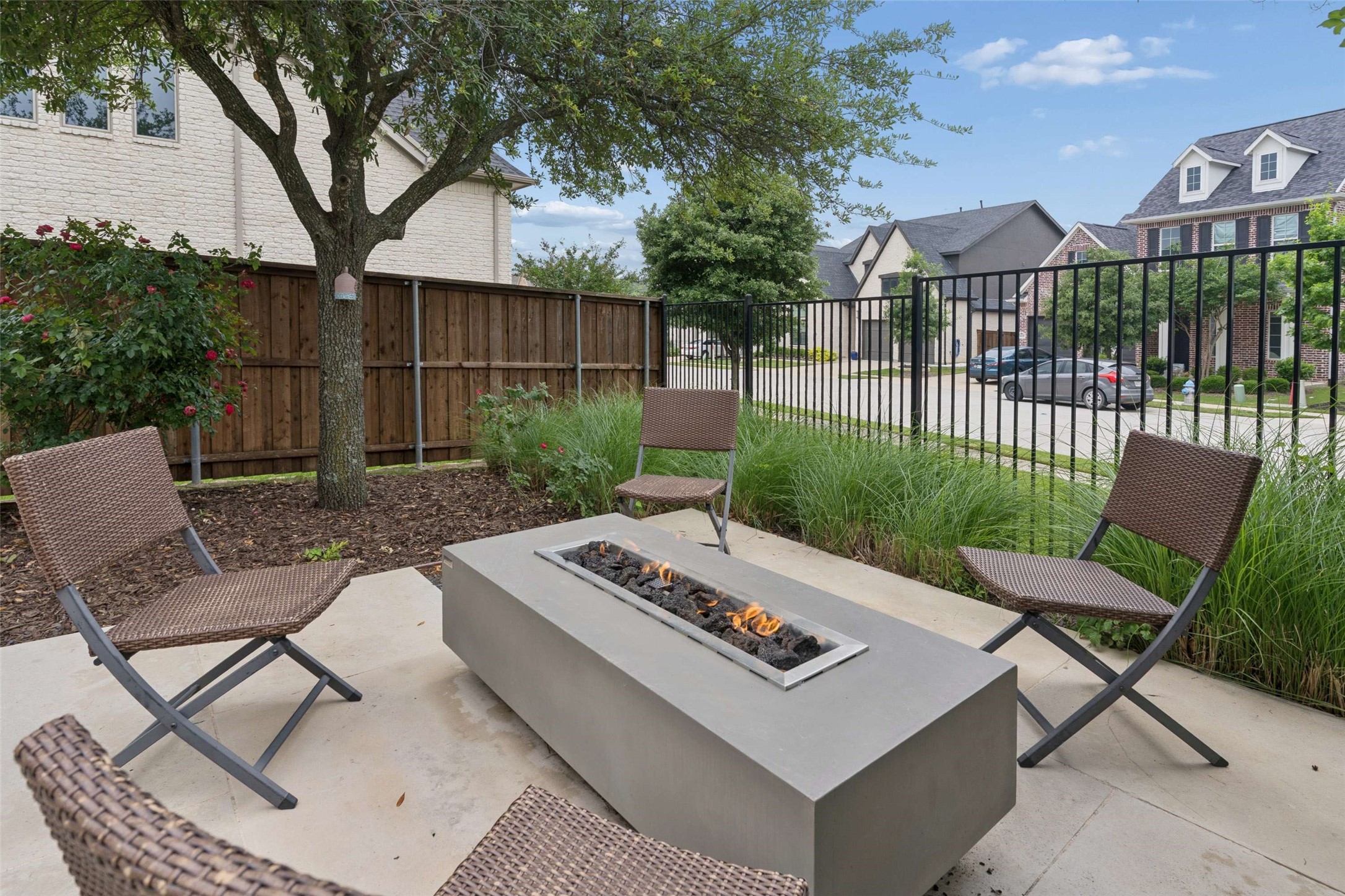915 Oakhill Street Allen TX 75013