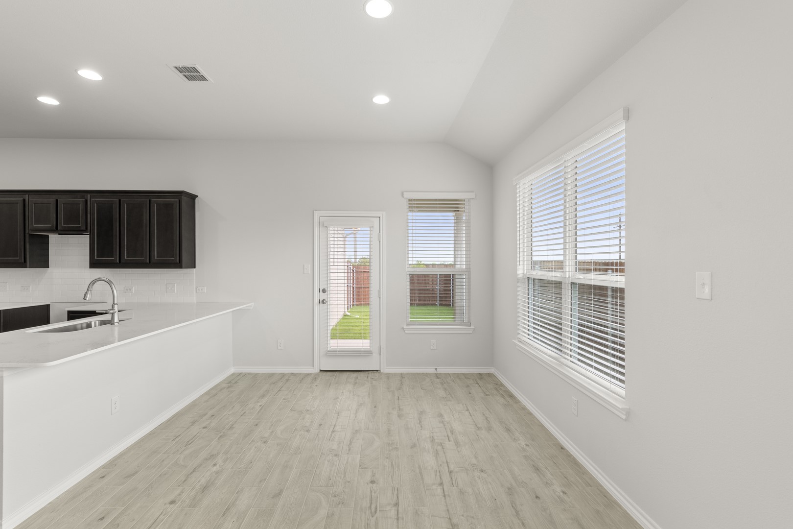 3124 Apple Creek Avenue Crandall TX 75114