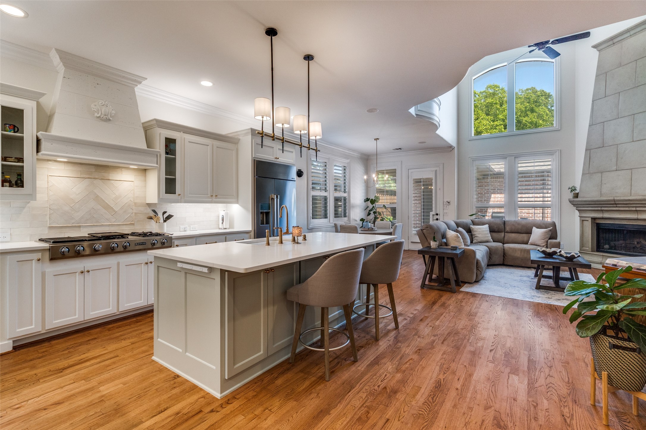 6039 Goodwin Avenue Dallas TX 75206