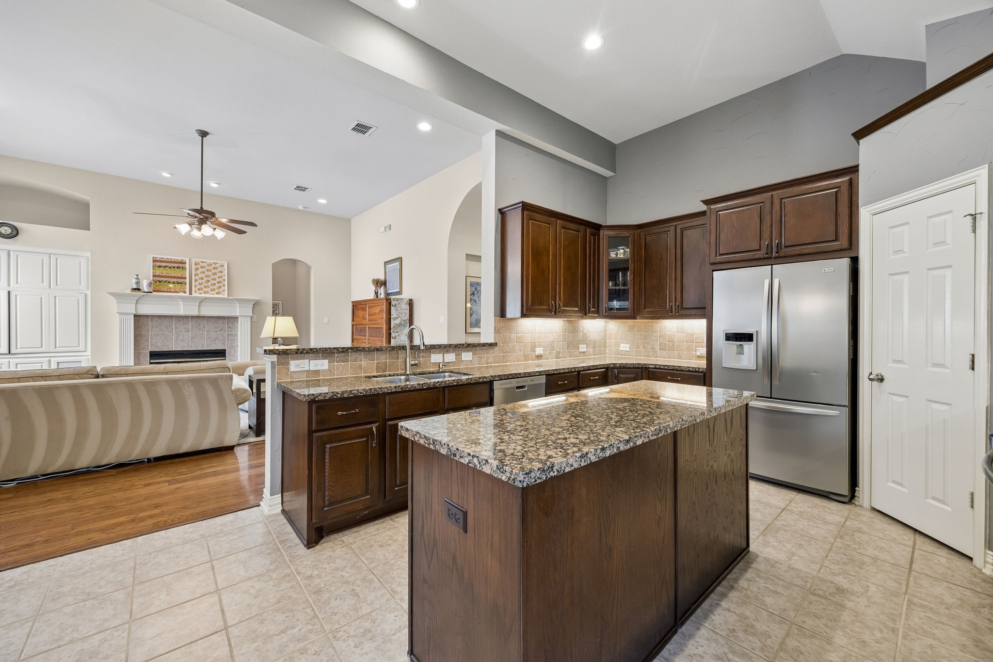 2209 Stonehenge Lane Lewisville TX 75056