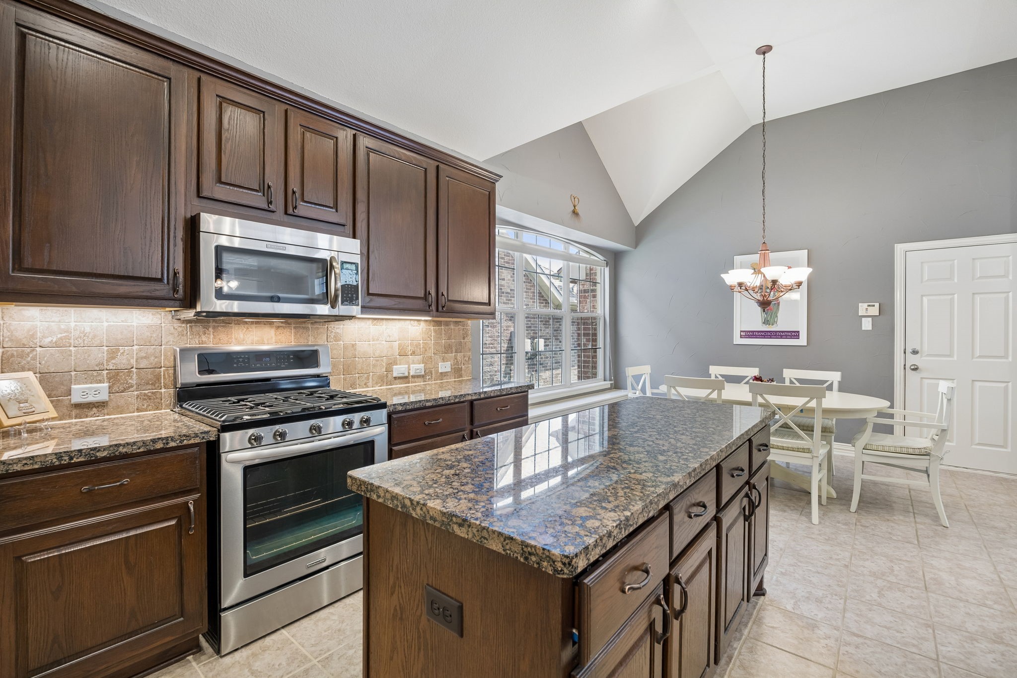 2209 Stonehenge Lane Lewisville TX 75056