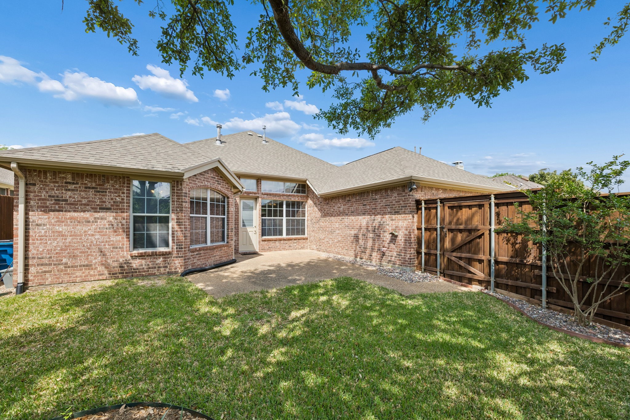 2209 Stonehenge Lane Lewisville TX 75056