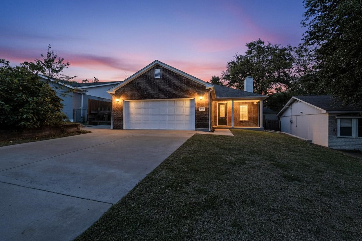 8224 Carlos Street White Settlement TX 76108