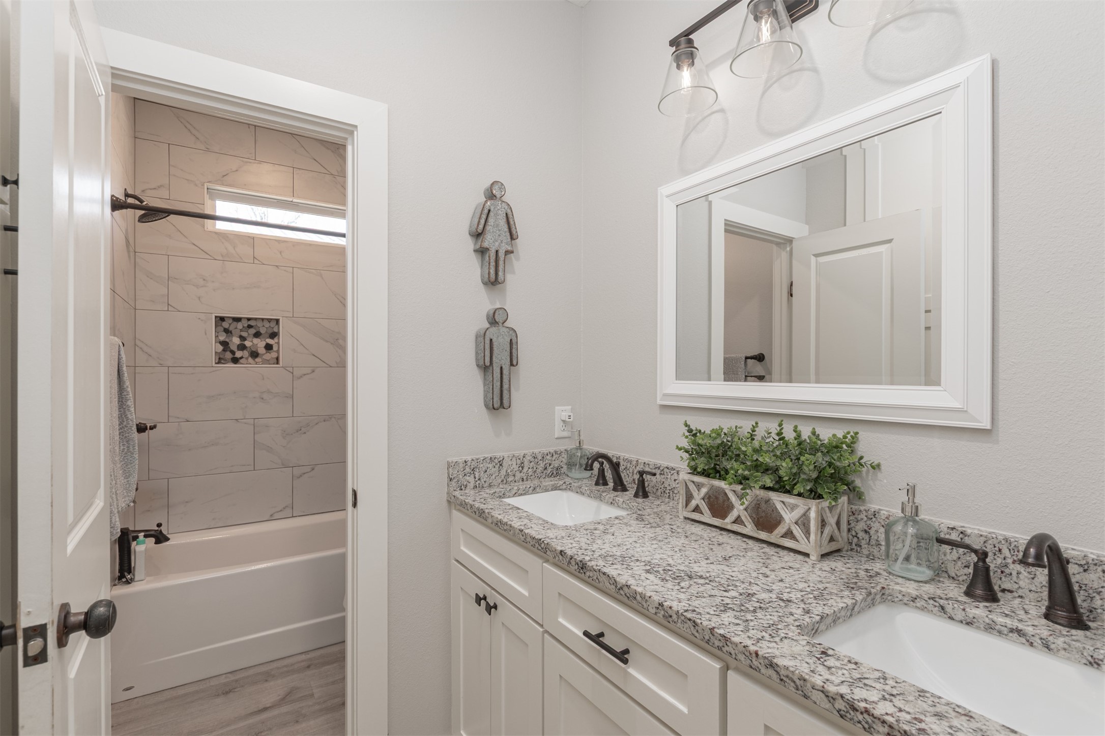 101 Lakeview Trail Mabank TX 75147
