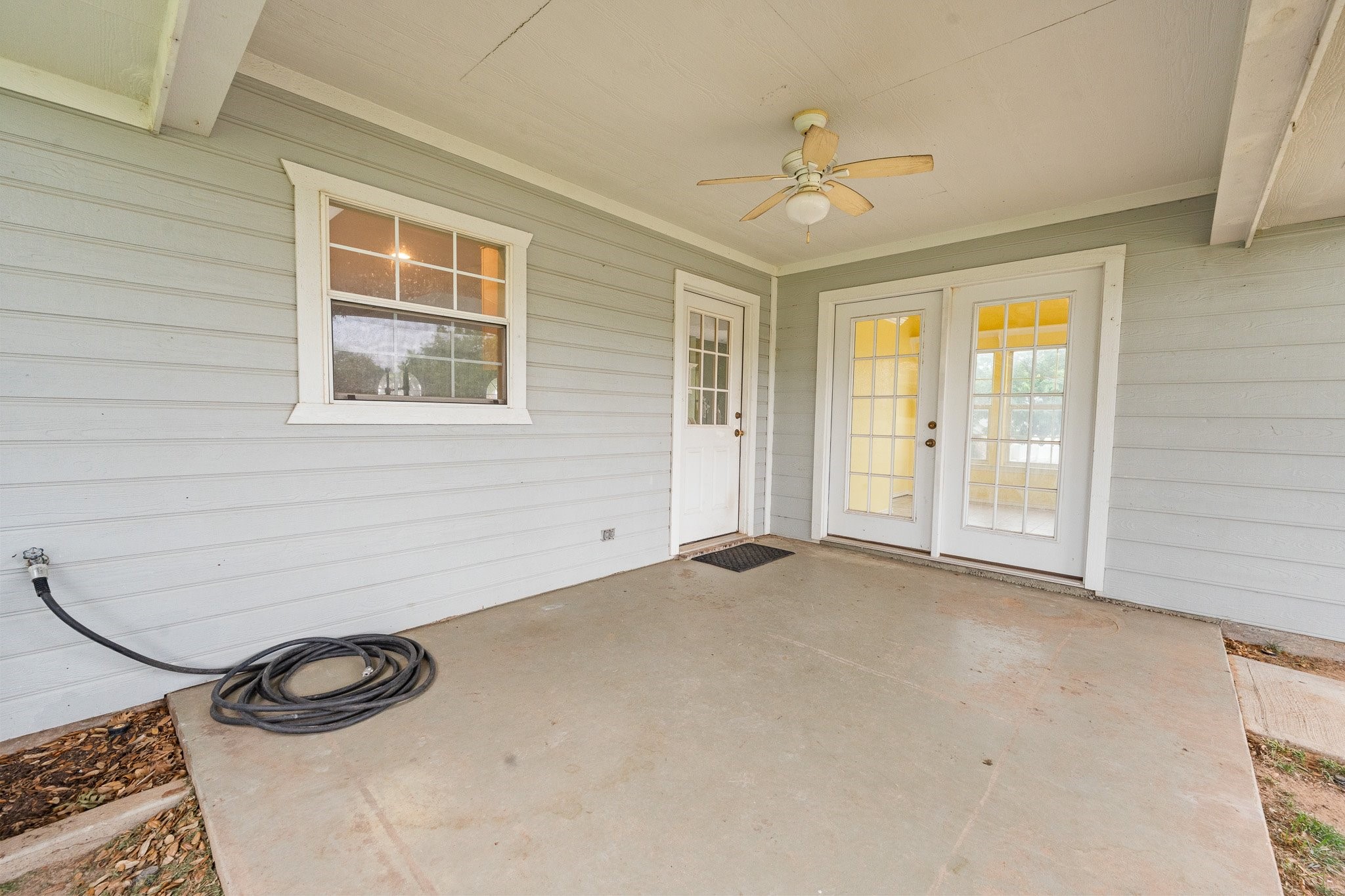 639 S Rough Creek Court Granbury TX 76048