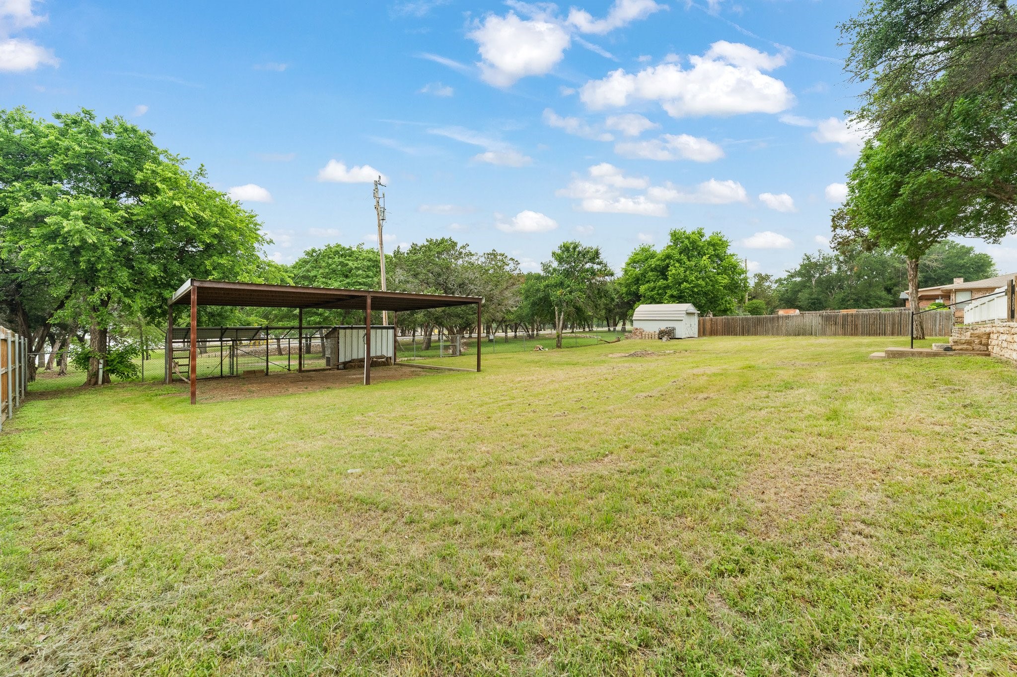 639 S Rough Creek Court Granbury TX 76048