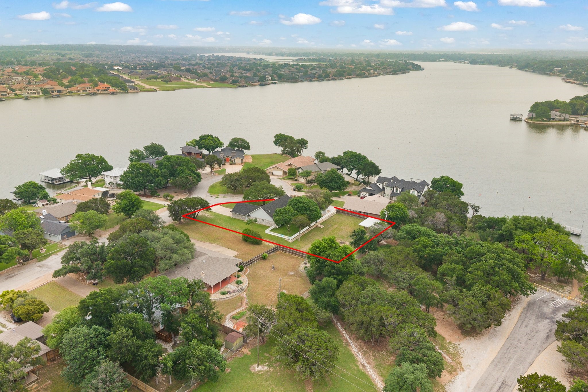 639 S Rough Creek Court Granbury TX 76048