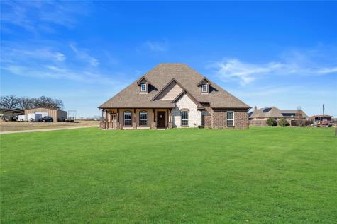 1040 Jesse James Lane Springtown TX 76082