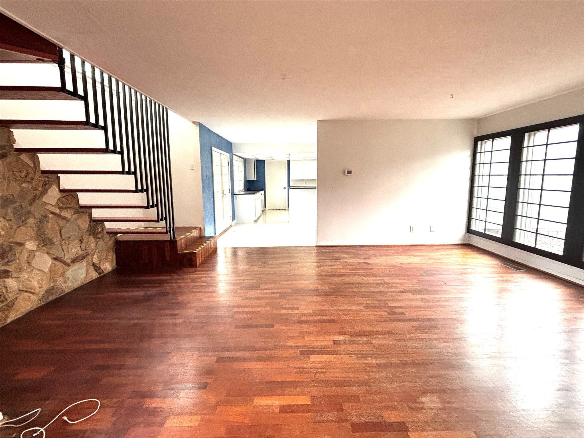 12 Creekwood Circle Richardson TX 75080
